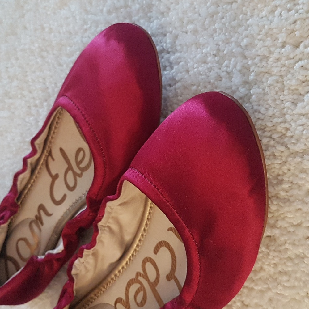 Sam Edelman Women's Burgundy Ballet Flats - Picture 2 of 7